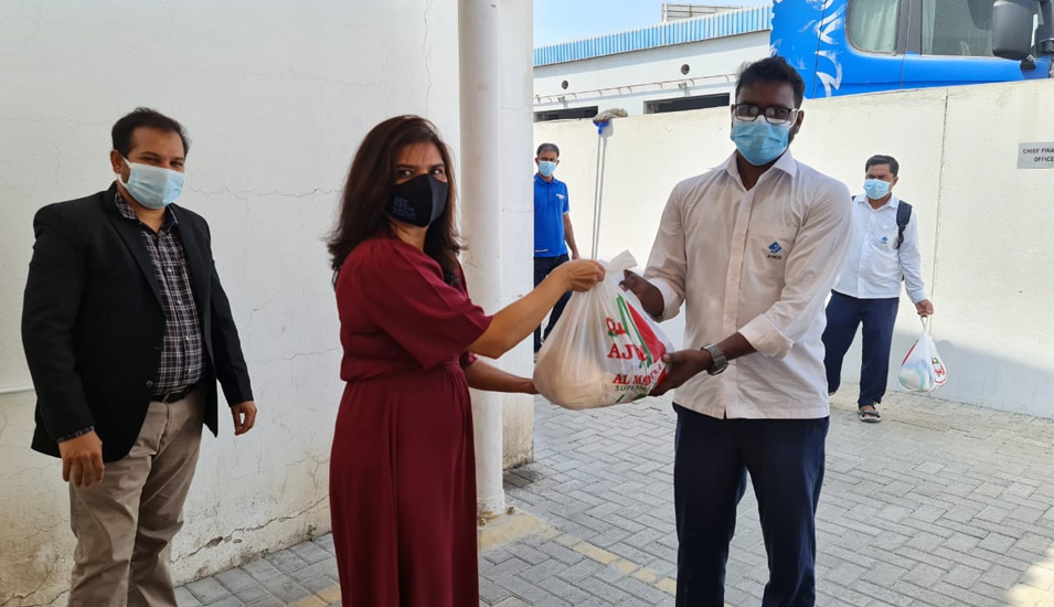 Global CIO Forum arranges dry groceries at Al Yousuf head office.